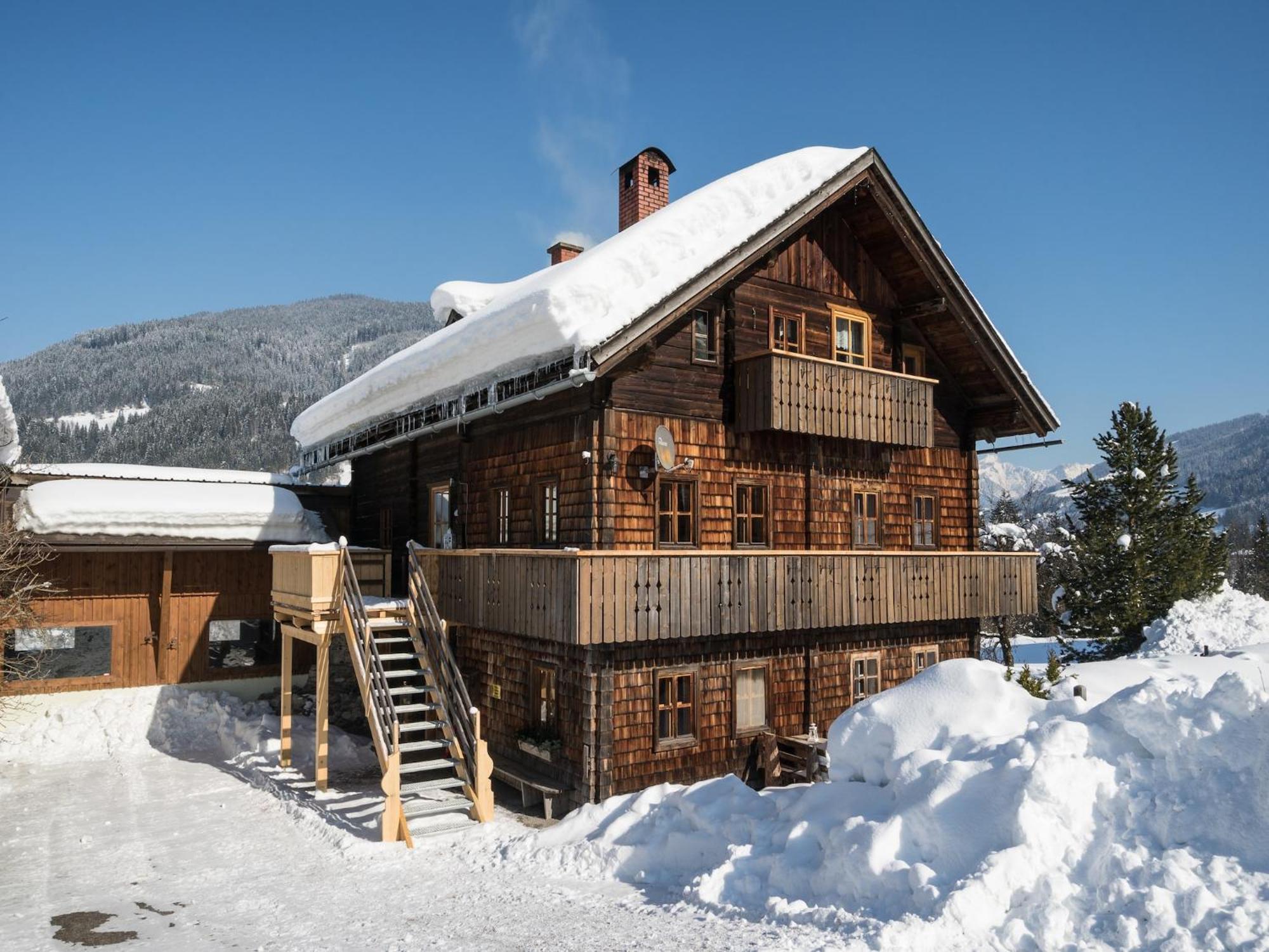 Sprawling Mansion near Ski Area in Salzburg Eben Im Pongau Exterior foto